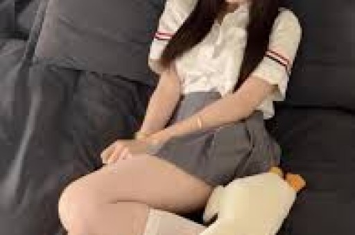 娱乐圈连环瓜：肖奈被传频接站台、牙疼小花被“牺牲”、长腿格格相亲走过场？