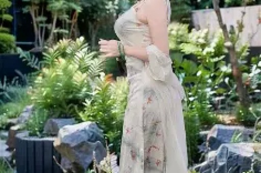 三位香港艺人内地捞金梦碎！演唱会取消黑历史被扒全面遭